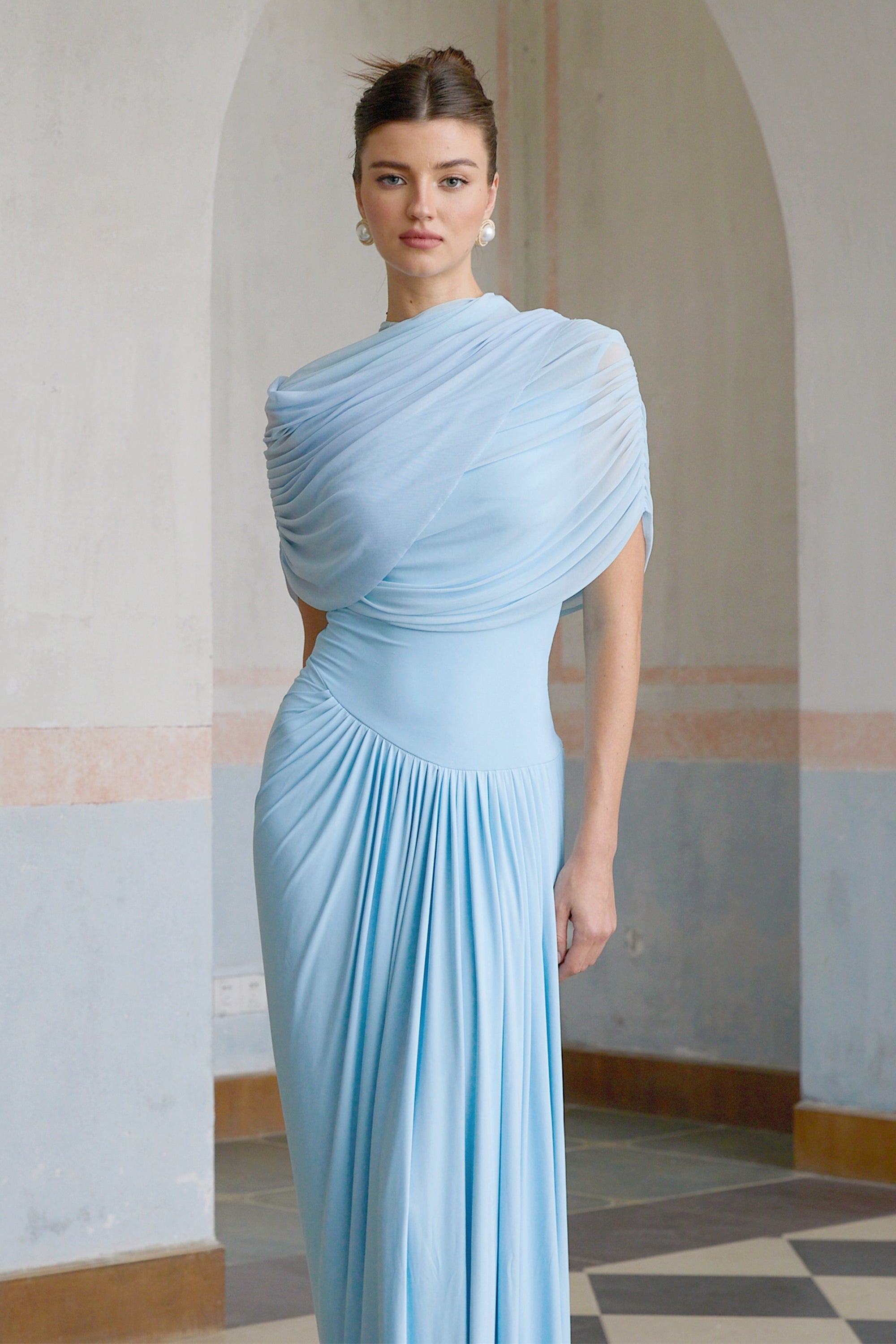 Vestido Longo Drapeado Assimétrico Catherine