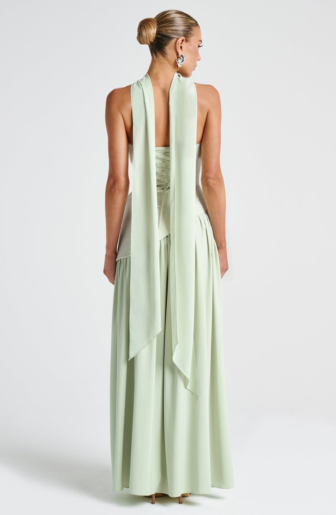 Vestido Longo Sem Alças Elegante Mya