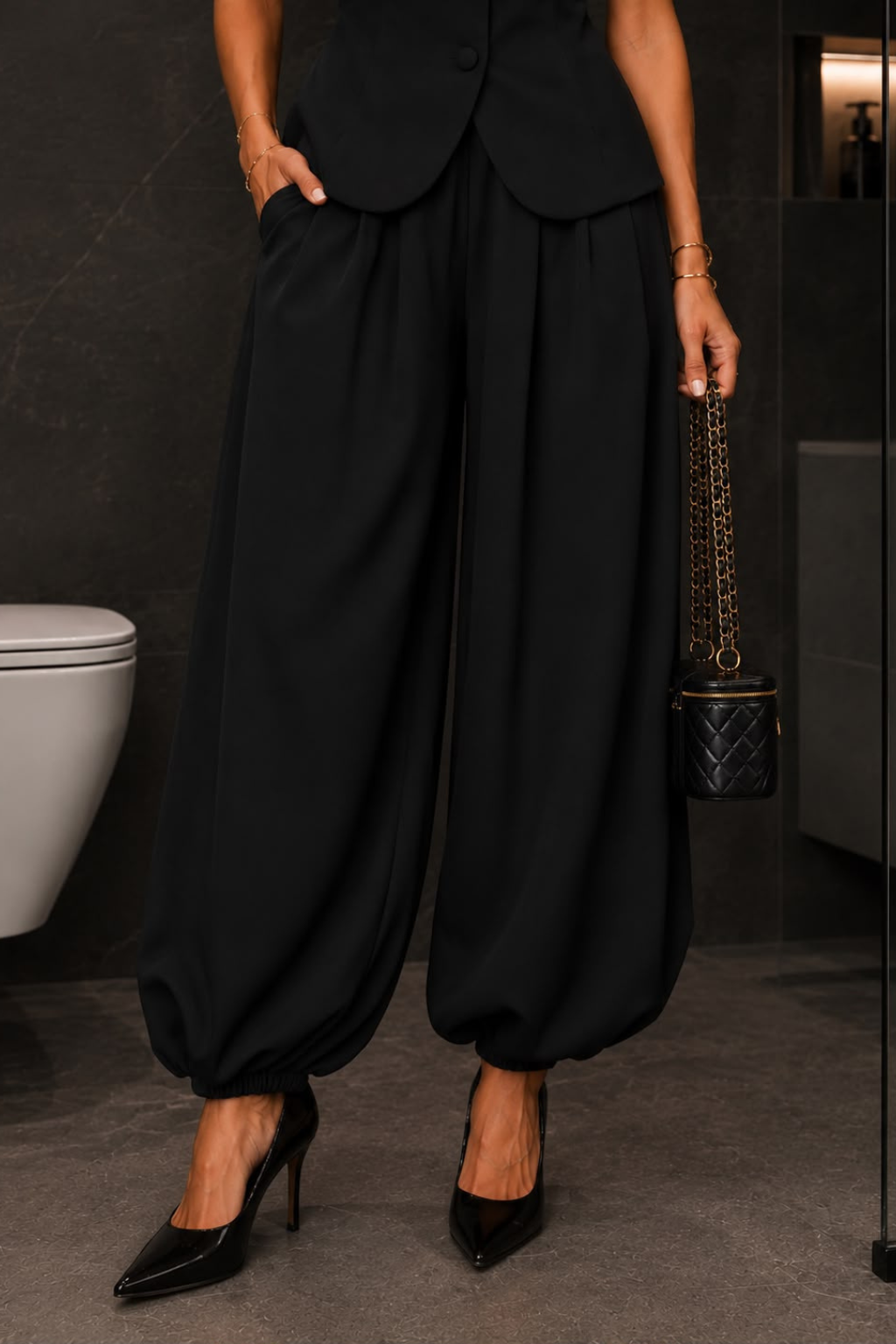 Conjunto Blusa Manga Curta Acinturada e Calça Ballon Lauren