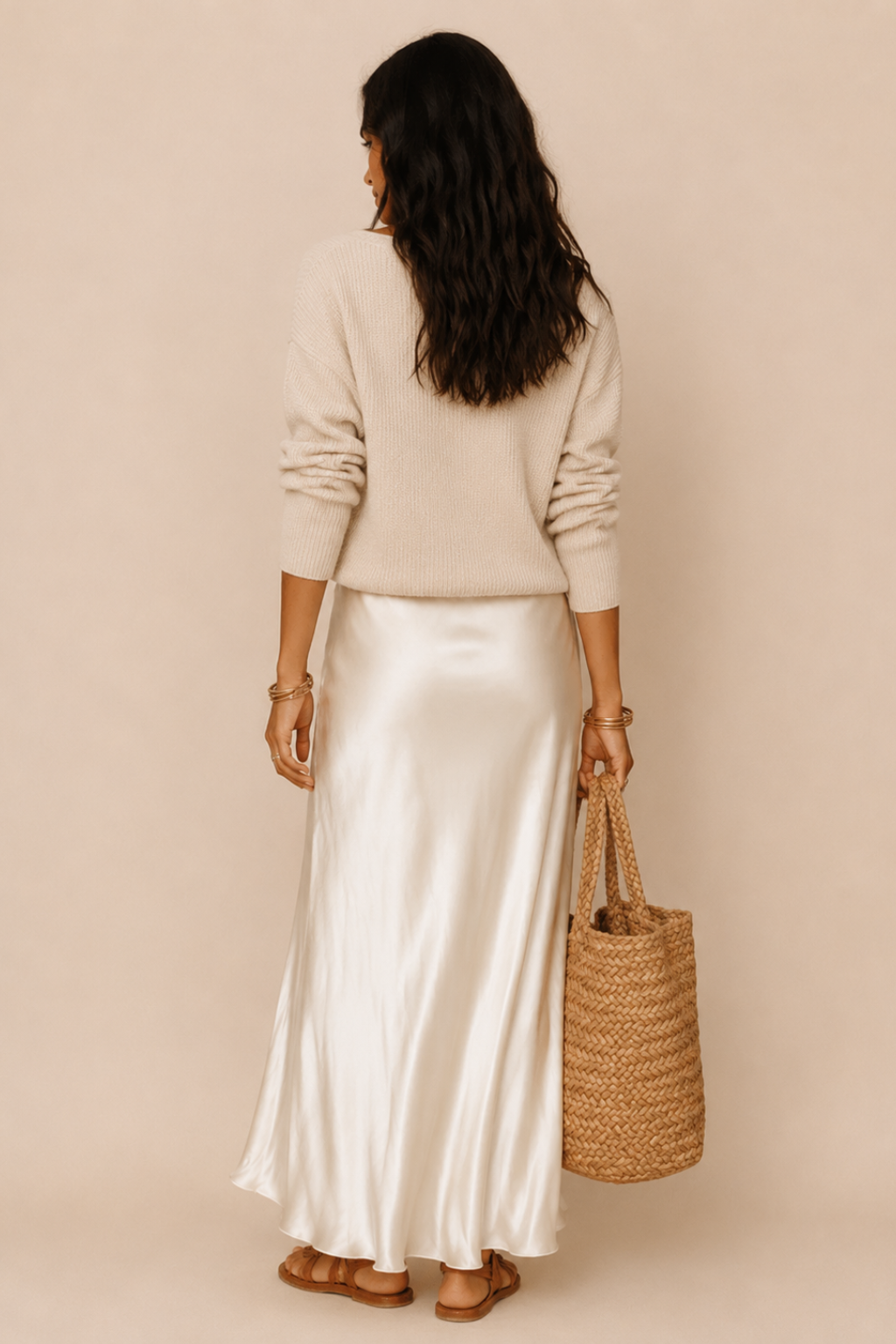 Vestido Midi Cetim Alça Fina com Suéter Decote V Julie