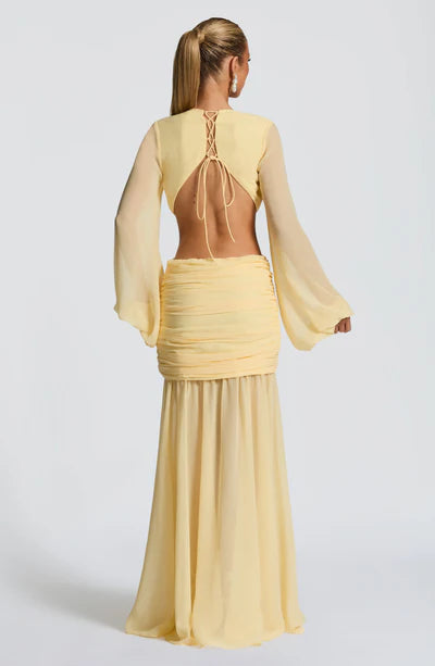 Vestido Longo Manga Comprida em Tule Kyra
