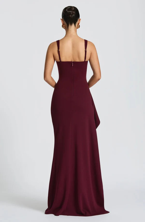Vestido Longo com Fenda Katana