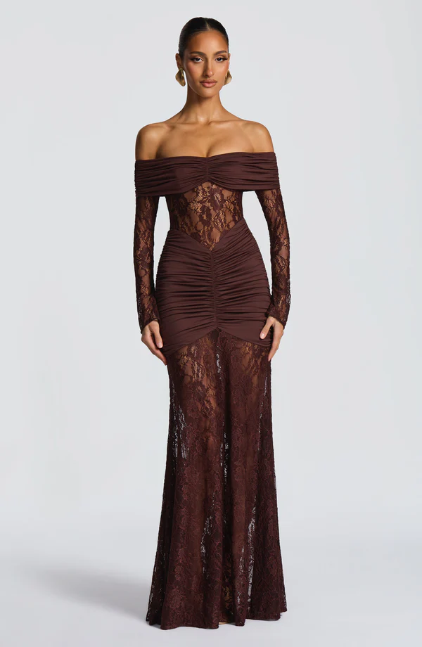 Vestido Longo Ombro a Ombro de Renda Pauline
