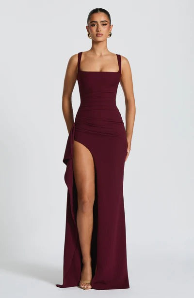 Vestido Longo com Fenda Katana
