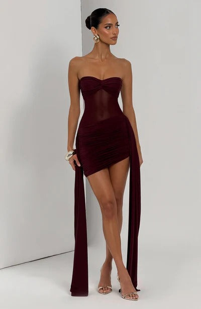 Vestido Curto Sem Alças Detalhe Assimétrico Pendurado Fiorella
