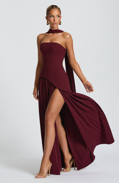 Vestido Longo Sem Alças Elegante Mya